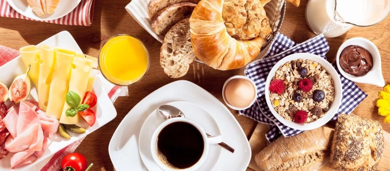 Αυτές τις τροφές θα πρέπει να αποφύγετε να υπάρχουν στο πρωινό σας